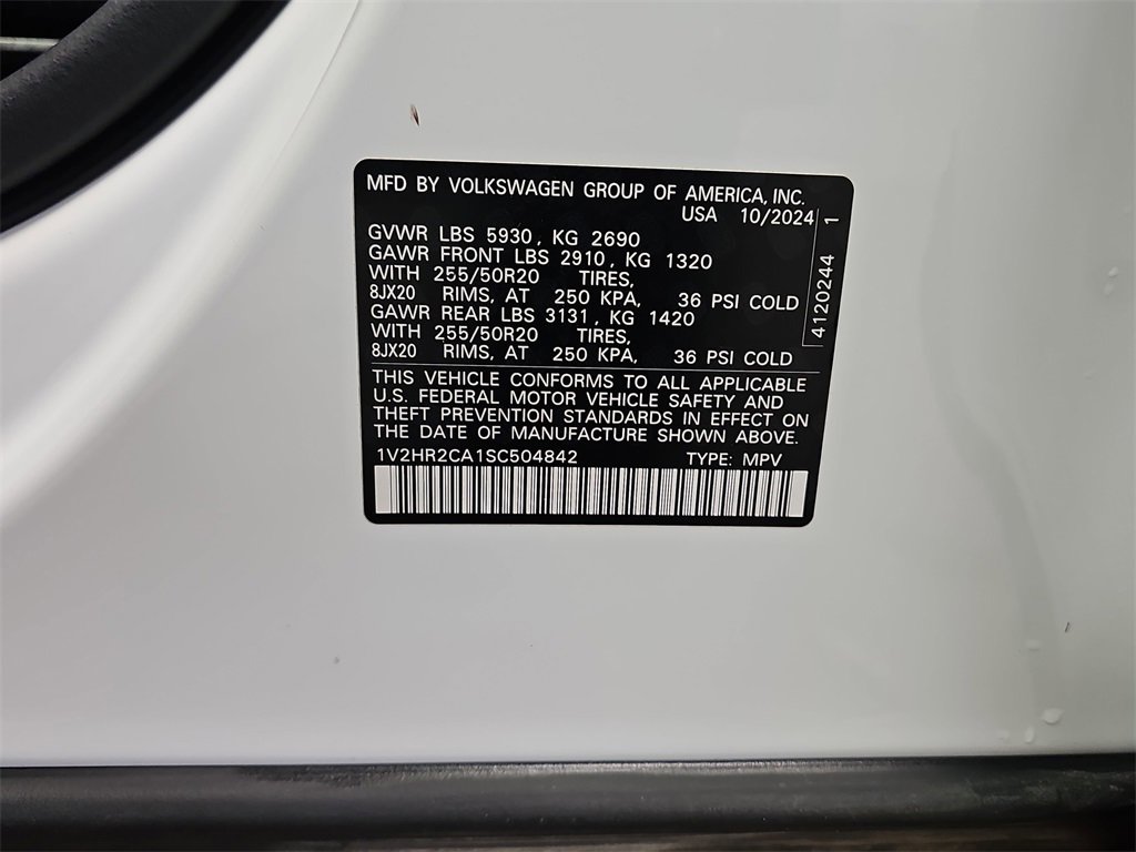 Used 2025 Volkswagen Atlas SE image 36