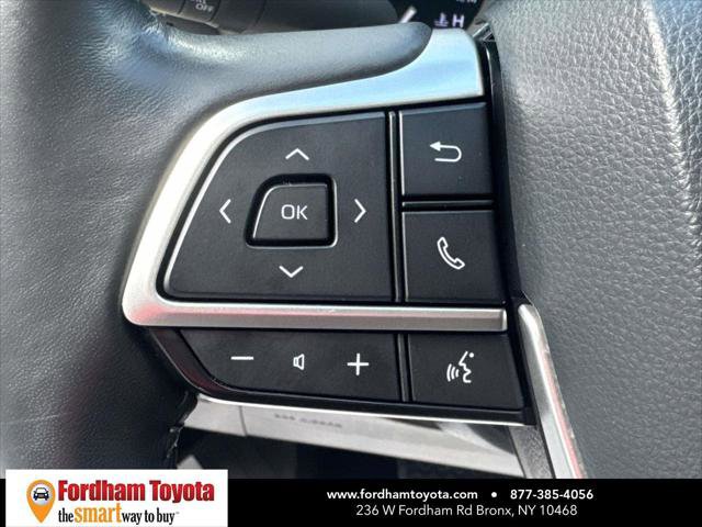 Certified 2022 Toyota Highlander XLE image 24