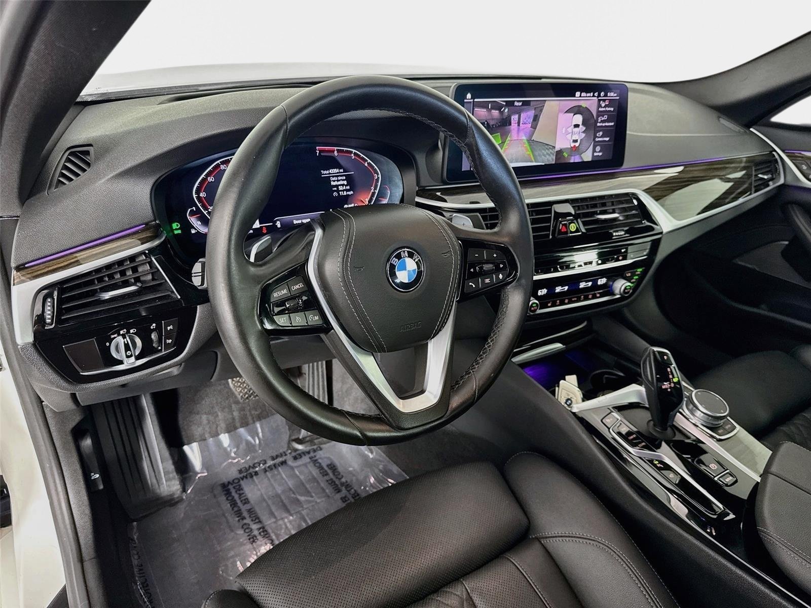 Used 2021 BMW 530i w/ Premium Package RWD image 9