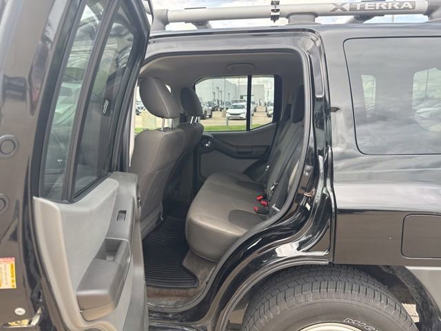Used 2015 Nissan Xterra X RWD image 26