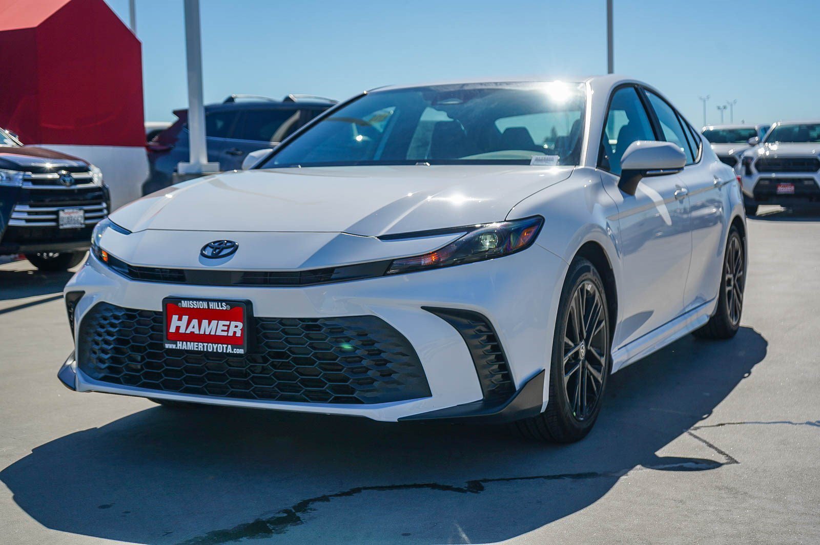 Used 2026 Toyota Camry SE FWD image 3