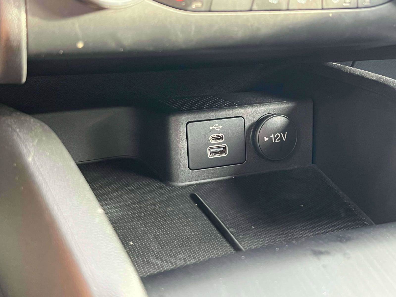 Used 2025 Ford Escape Active w/ Cold Weather Package image 13