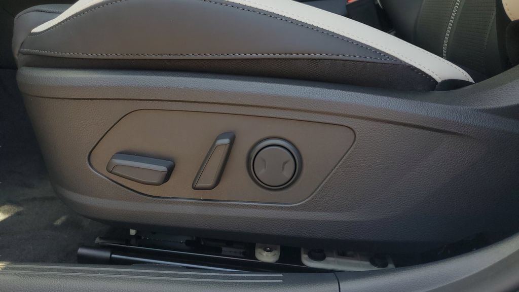 New 2026 Kia K5 GT-Line FWD image 17
