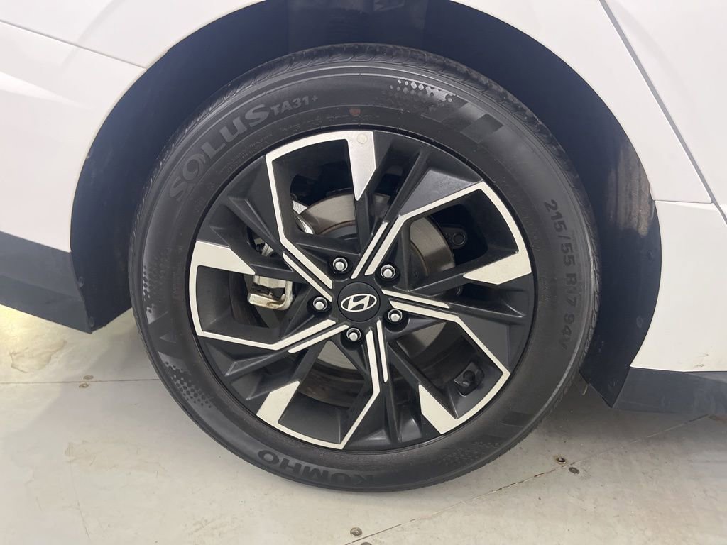 Used 2025 Hyundai Sonata SEL image 17