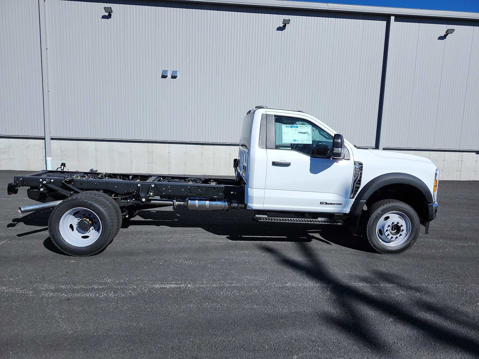 New 2026 Ford F550 4x4 Regular Cab Super Duty image 8
