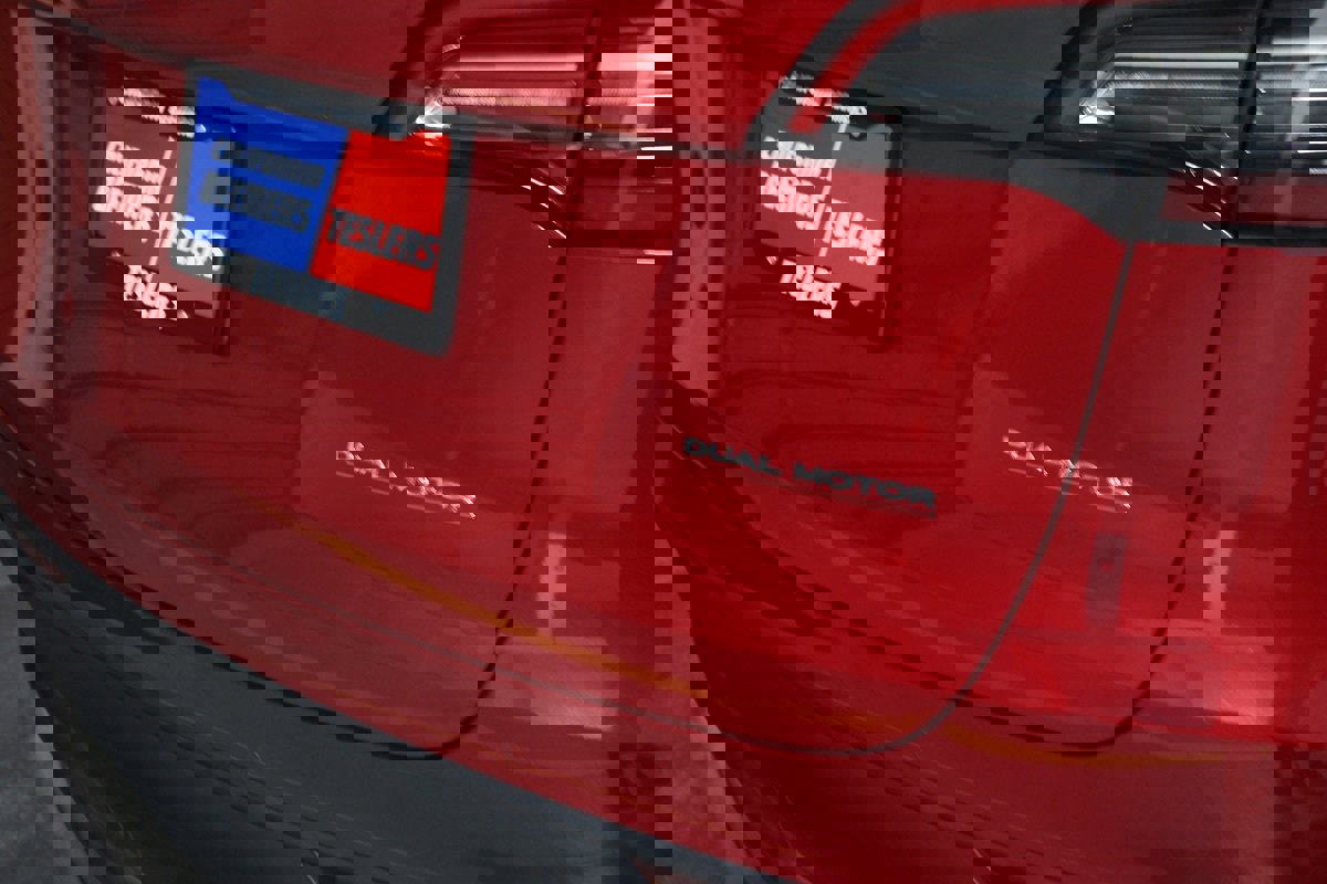 Used 2022 Tesla Model Y Performance image 4