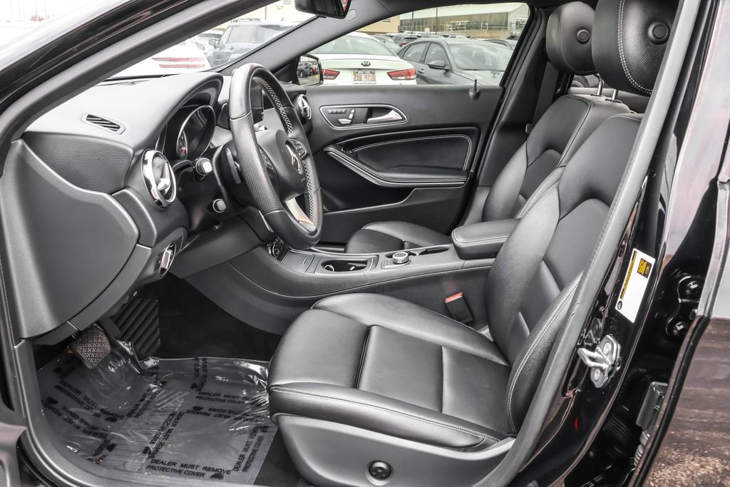 Used 2018 Mercedes-Benz GLA 250 4MATIC image 4