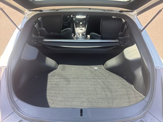 Used 2020 Nissan 370Z Touring Sport RWD image 18