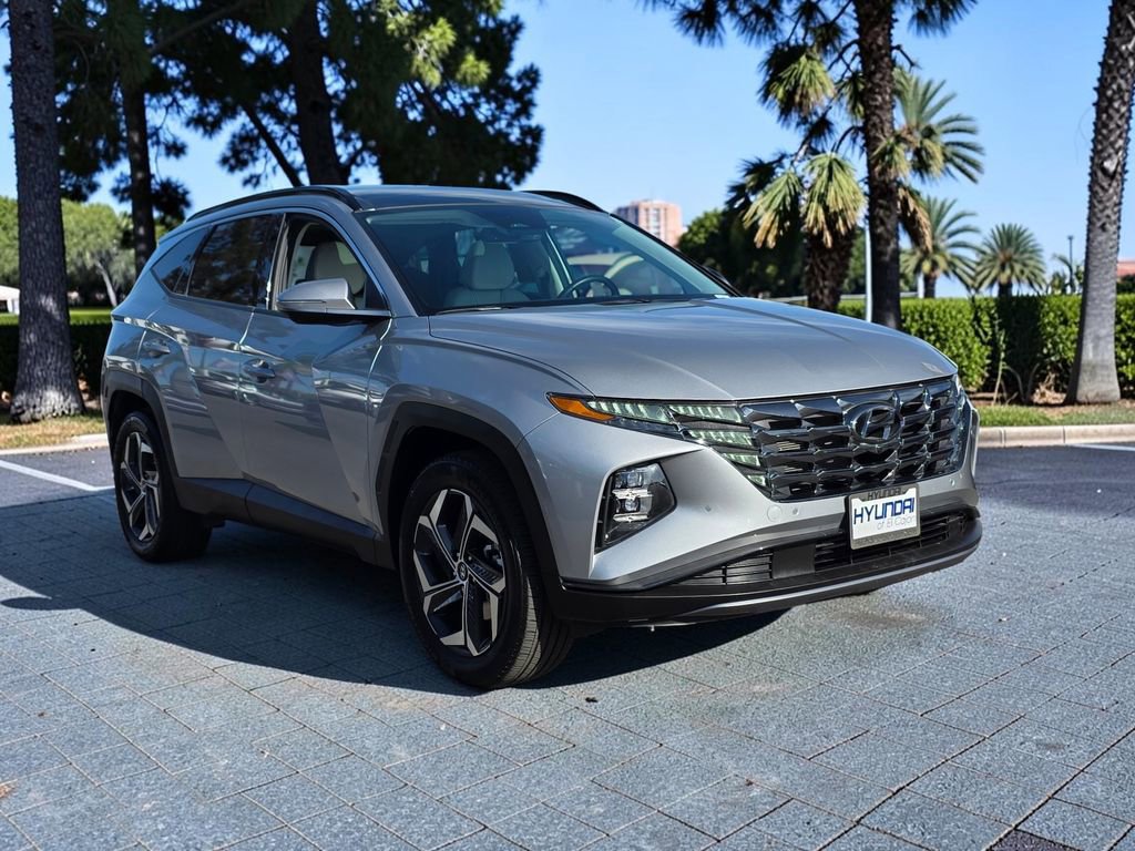 Certified 2024 Hyundai Tucson Limited AWD/4WD image 4
