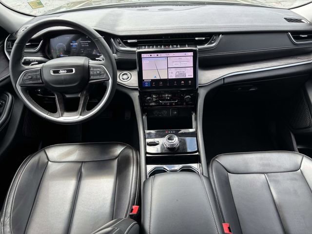 Used 2023 Jeep Grand Cherokee L Limited w/ Luxury Tech Group II AWD/4WD image 27