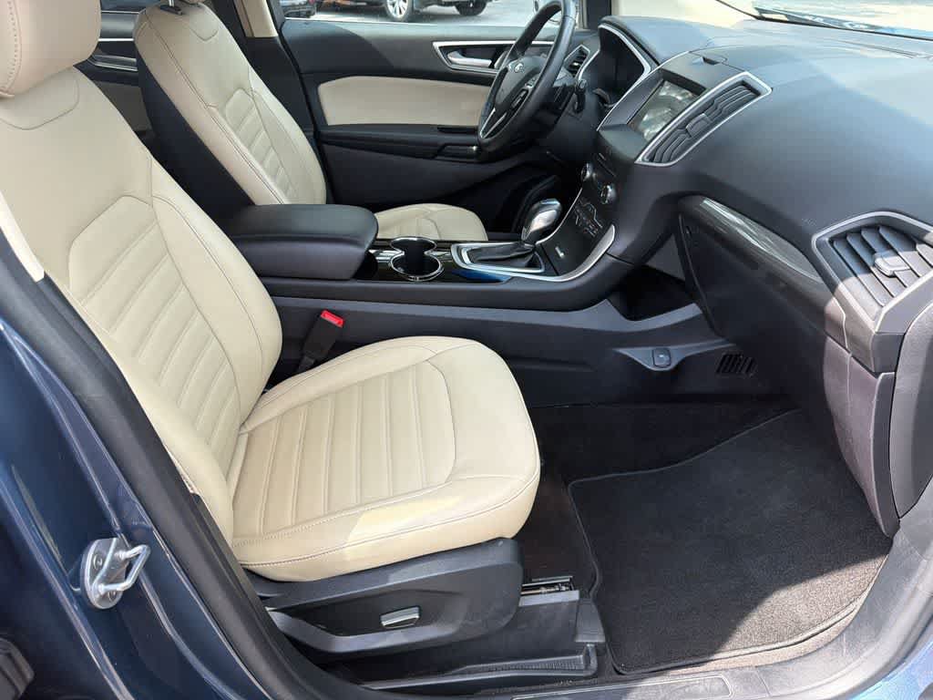 Used 2018 Ford Edge SEL w/ Equipment Group 201A FWD image 12