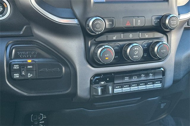 Used 2022 RAM 2500 Big Horn w/ Level C Equiment Group image 22