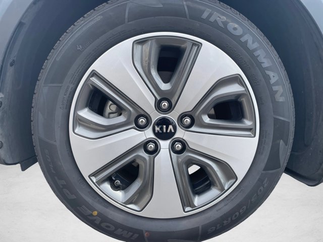 Used 2019 Kia Niro LX FWD image 21