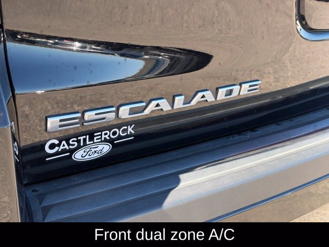 Used 2019 Cadillac Escalade Platinum AWD/4WD image 24