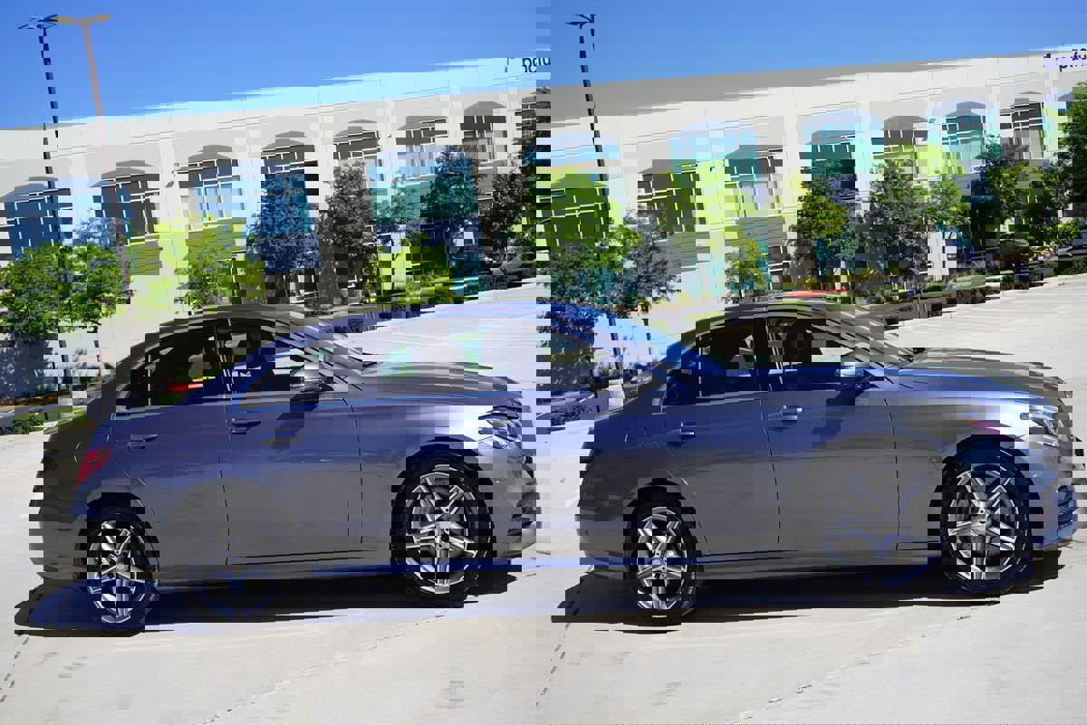 Used 2017 Mercedes-Benz E 300 image 7