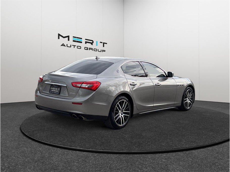 Used 2016 Maserati Ghibli RWD image 8