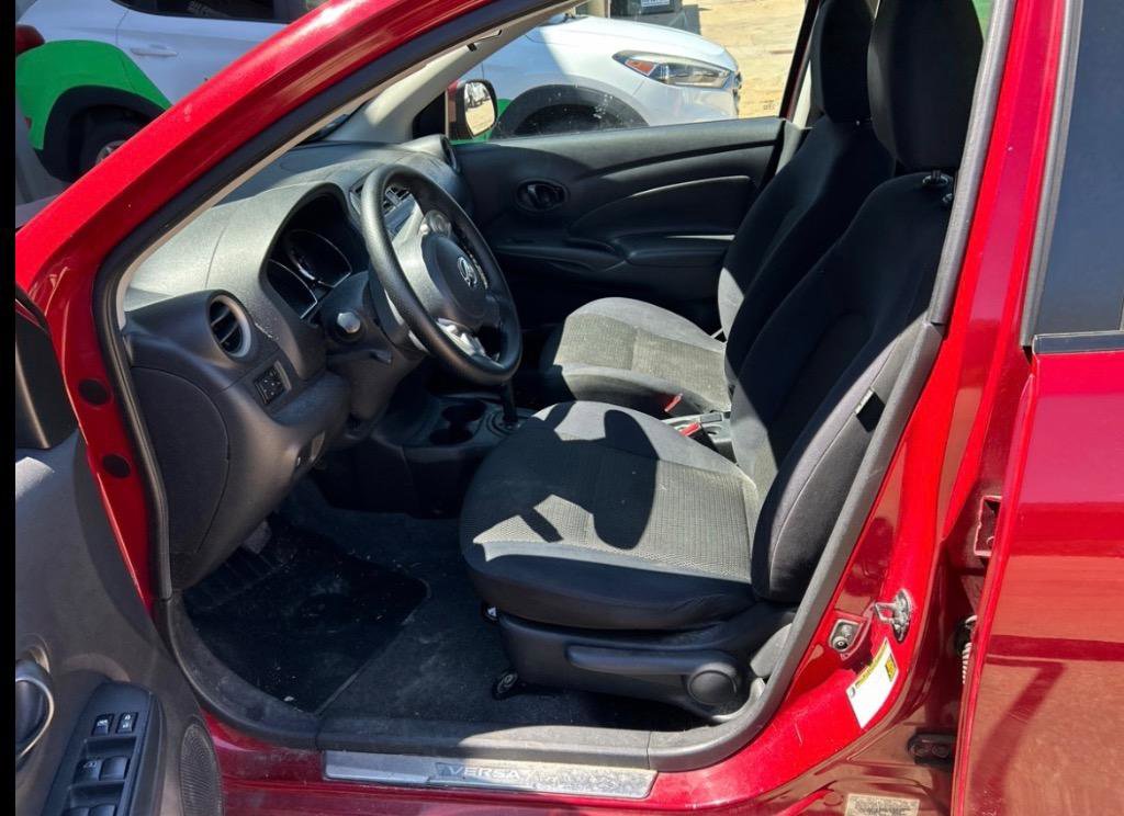 Used 2012 Nissan Versa SV w/ Convenience Pkg FWD image 10
