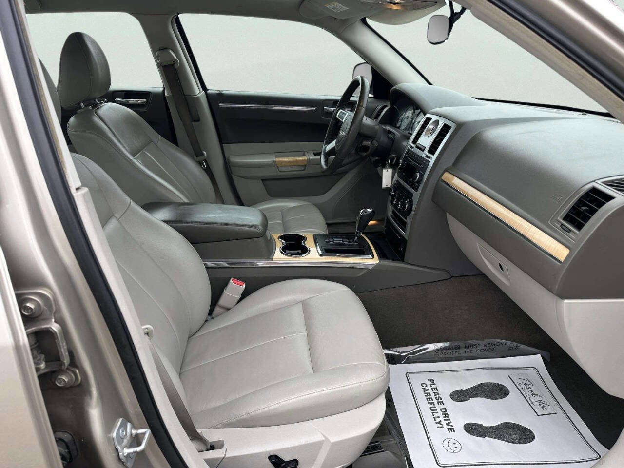 Used 2008 Chrysler 300 Limited image 21