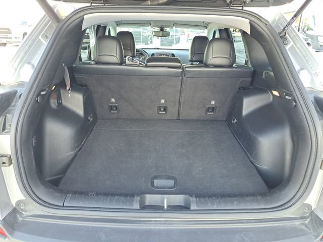 Used 2022 Jeep Cherokee Trailhawk image 24