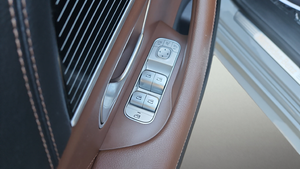 Certified 2024 Mercedes-Benz GLE 450 4MATIC image 10
