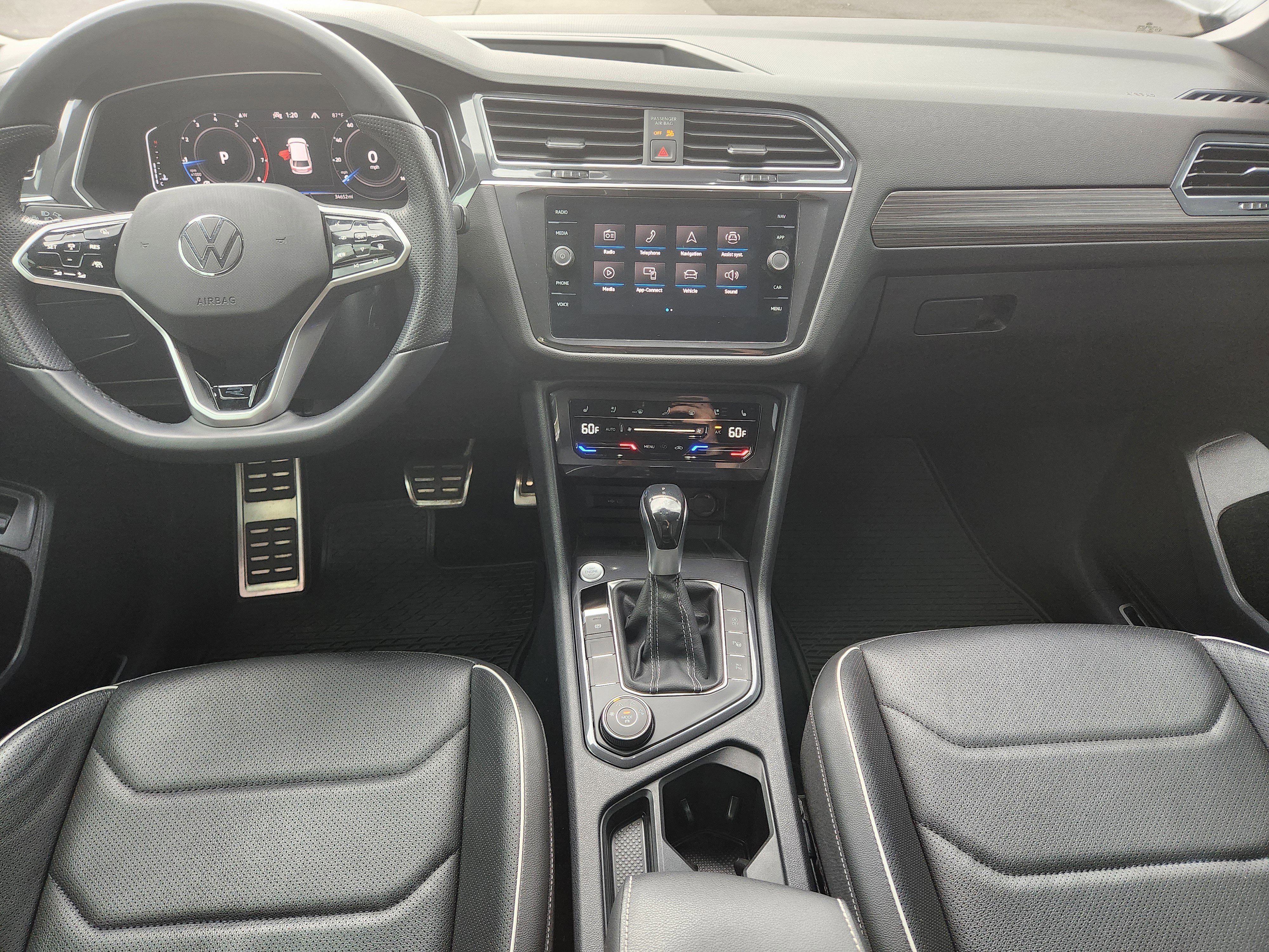 Certified 2022 Volkswagen Tiguan SEL R-Line image 20