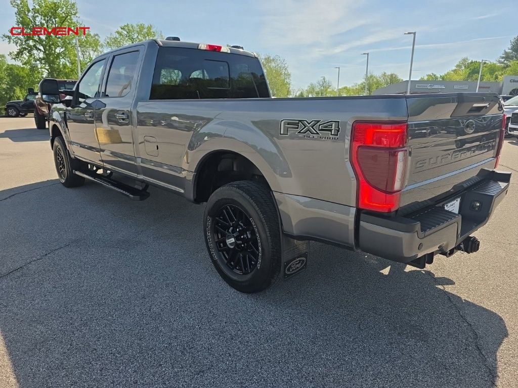 Used 2022 Ford F350 Lariat w/ Black Appearance Package AWD/4WD image 26
