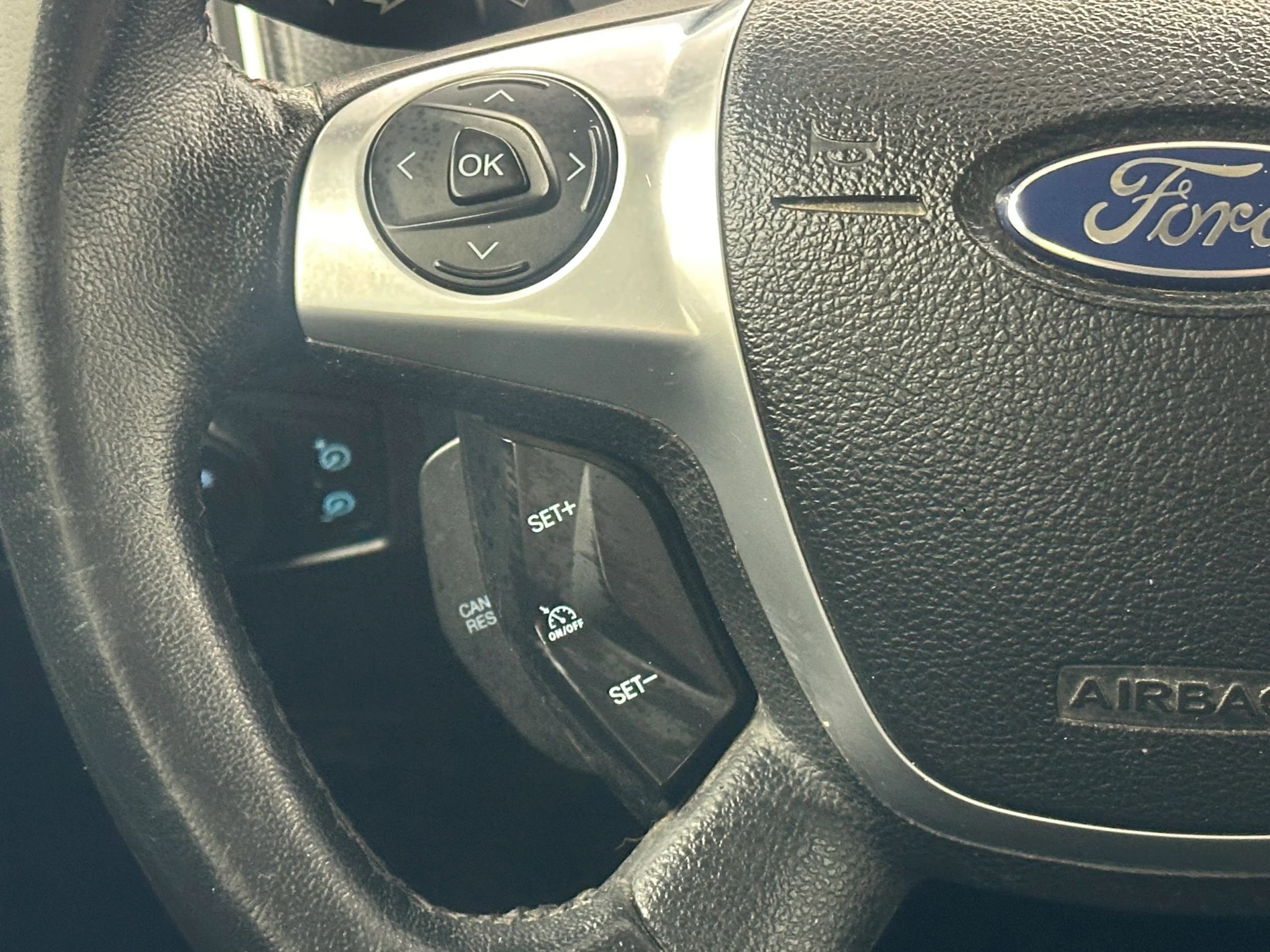 Used 2013 Ford Focus Titanium w/ Titanium Handling Pkg image 22