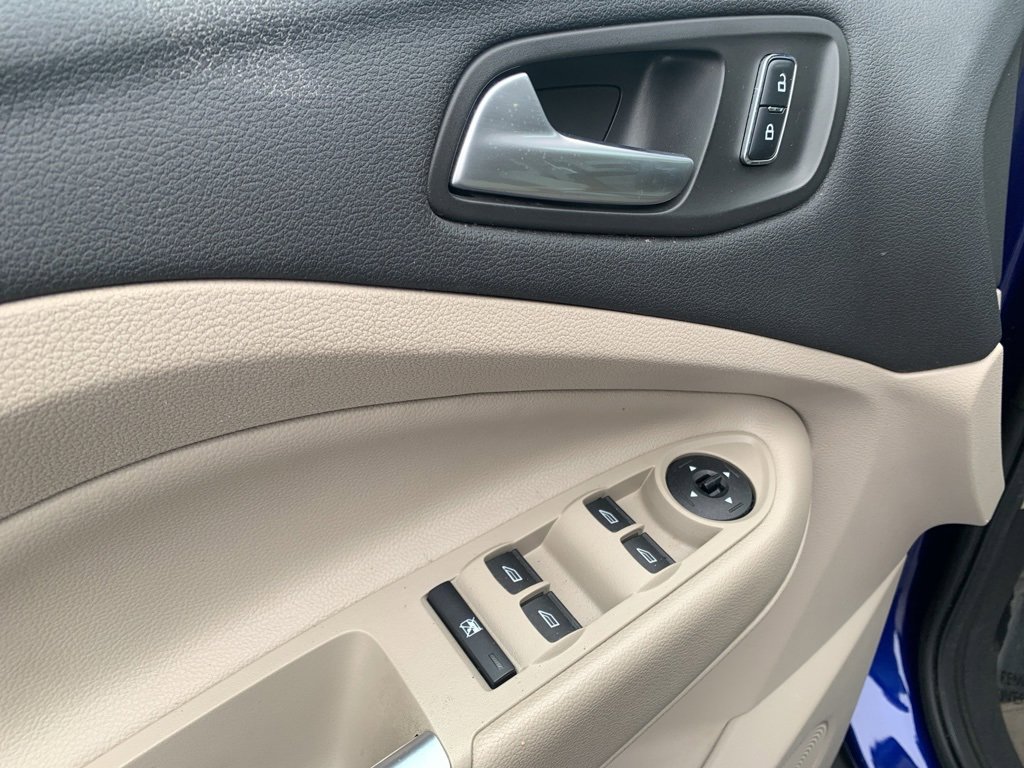 Used 2016 Ford Escape SE image 19