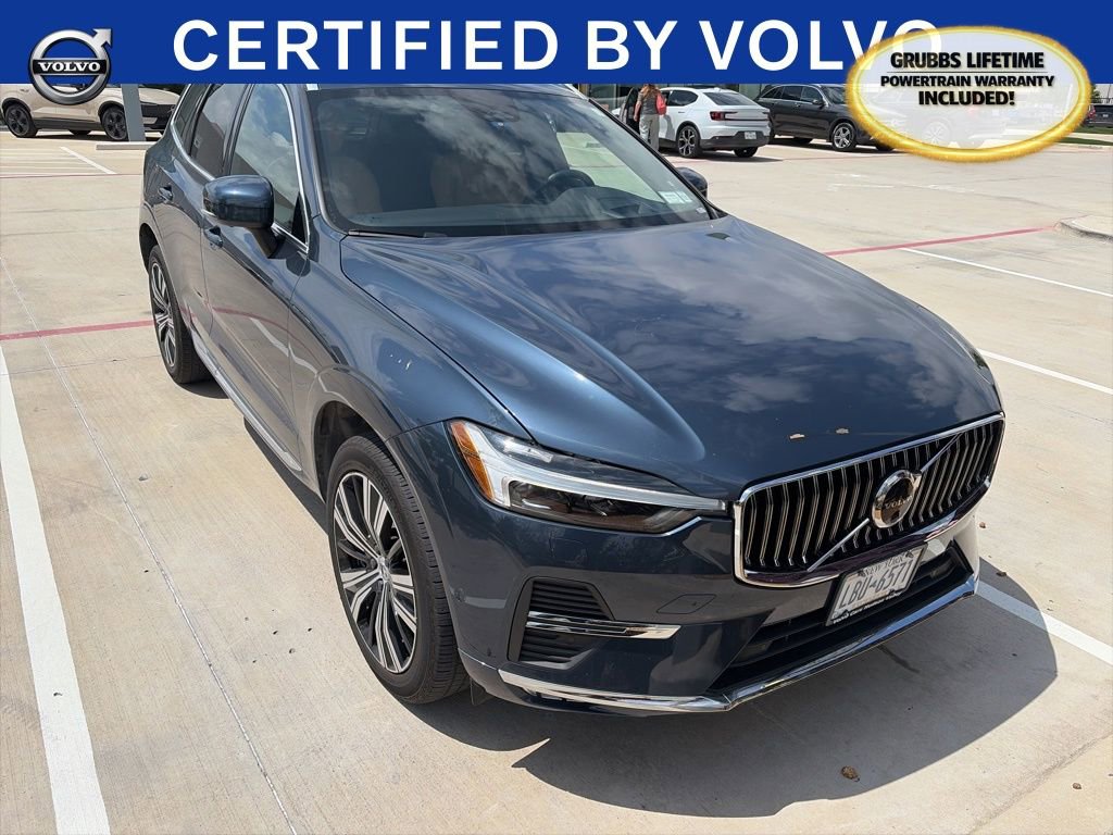 Used 2023 Volvo XC60 B5 Ultimate w/ Climate Package image 3