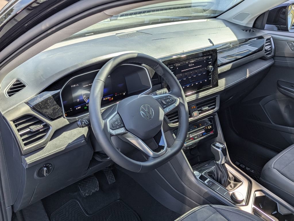 New 2026 Volkswagen Taos SE AWD/4WD image 12