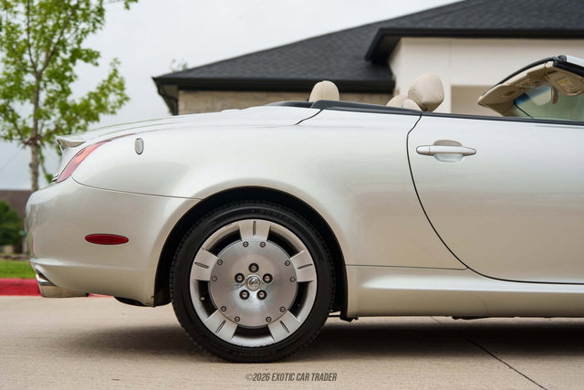 Used 2003 Lexus SC 430 Convertible RWD image 10