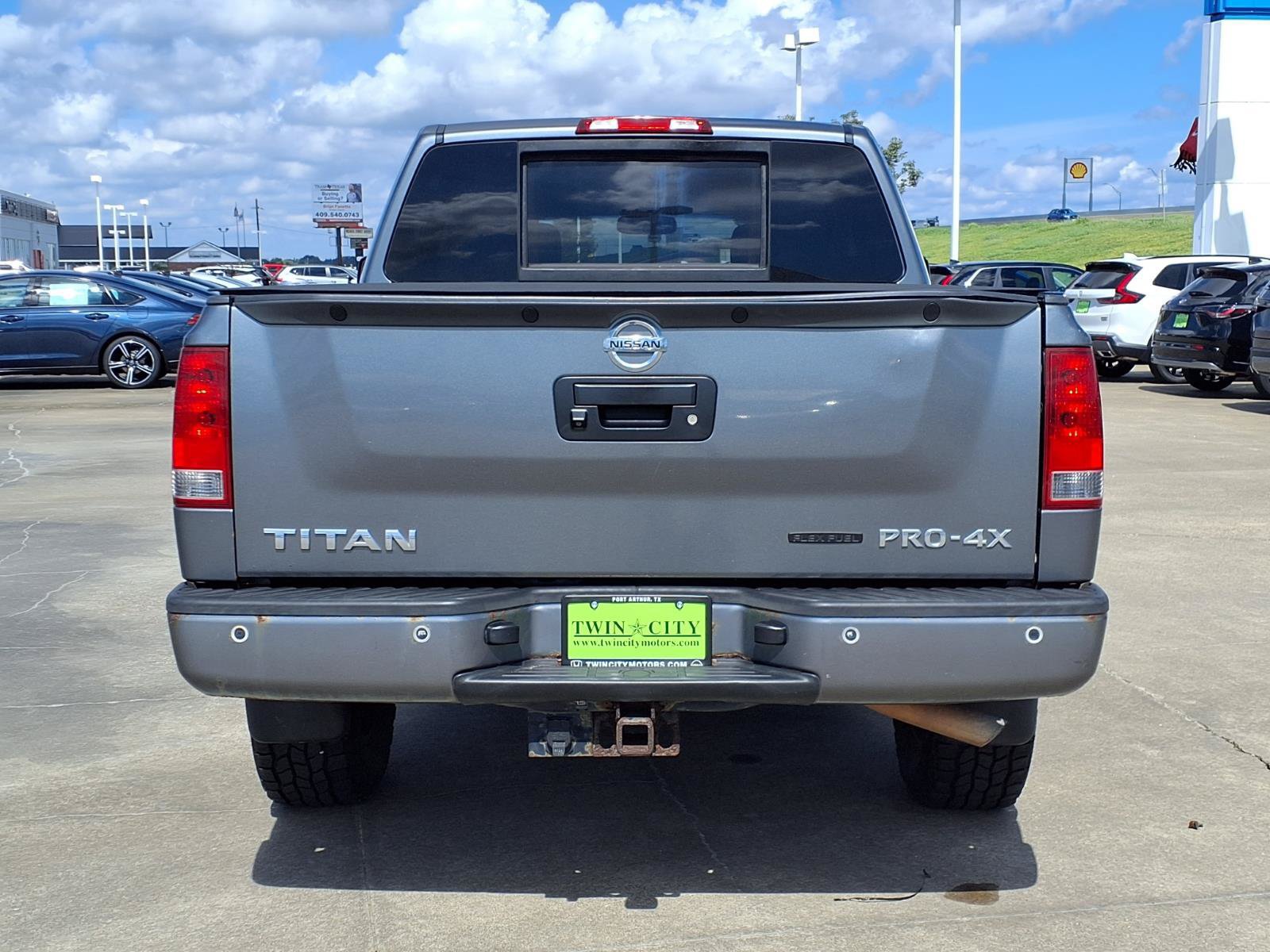 Used 2013 Nissan Titan PRO-4X w/ Pro-4x Premium Utility Pkg AWD/4WD image 4
