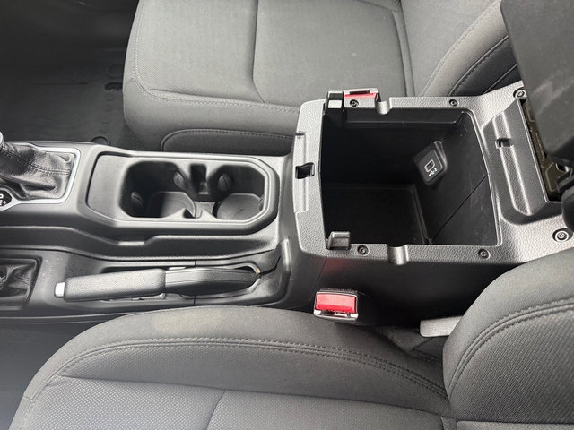 Used 2023 Jeep Wrangler Sport image 25