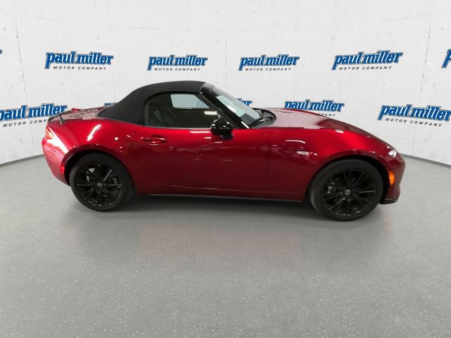 Used 2025 MAZDA MX-5 Miata Club w/ Weather Package RWD image 12