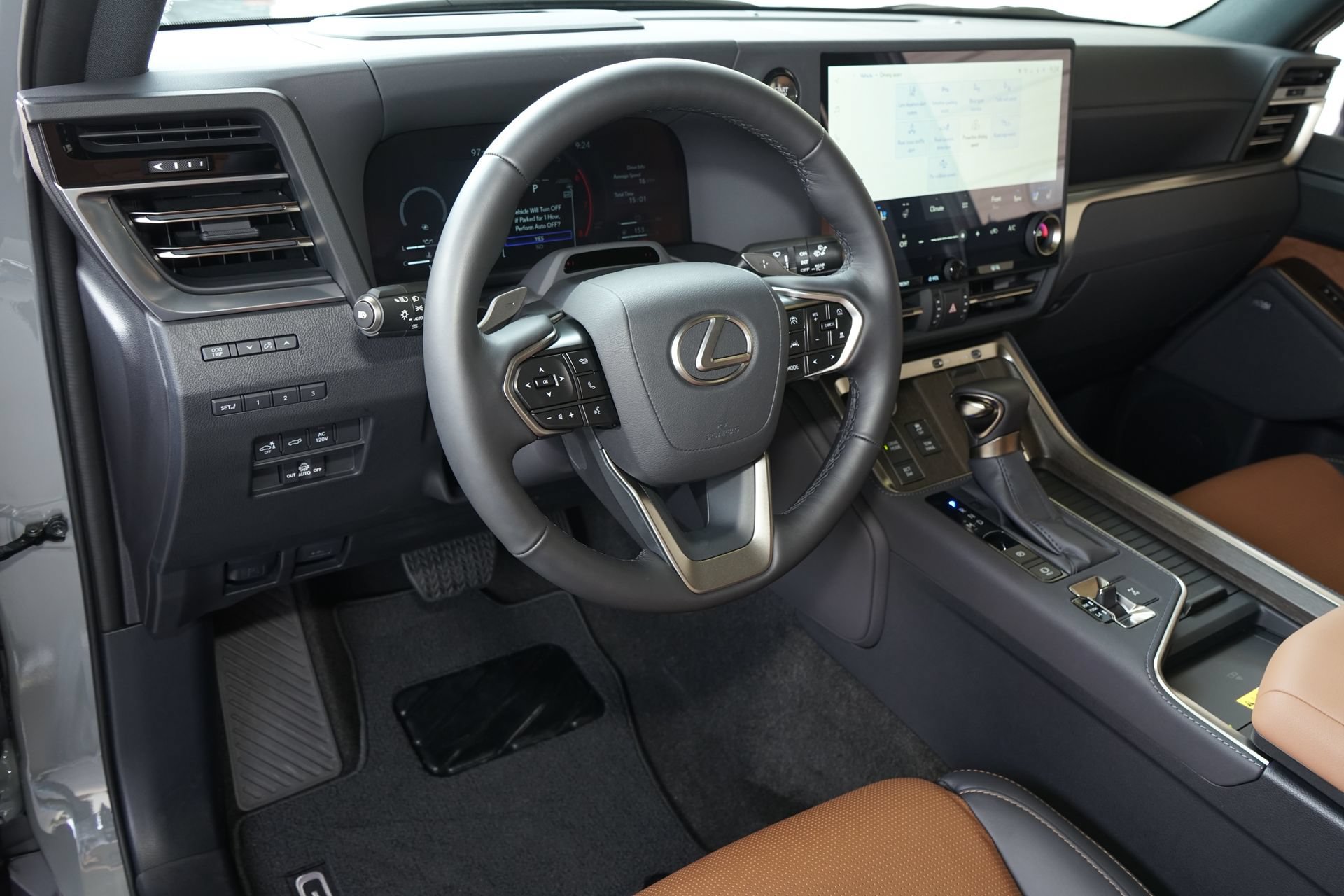 Used 2026 Lexus GX 550 w/ Accessory Package (31) AWD/4WD image 2