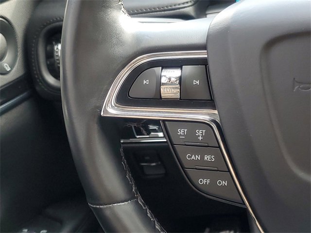 Certified 2023 Lincoln Nautilus Reserve image 21