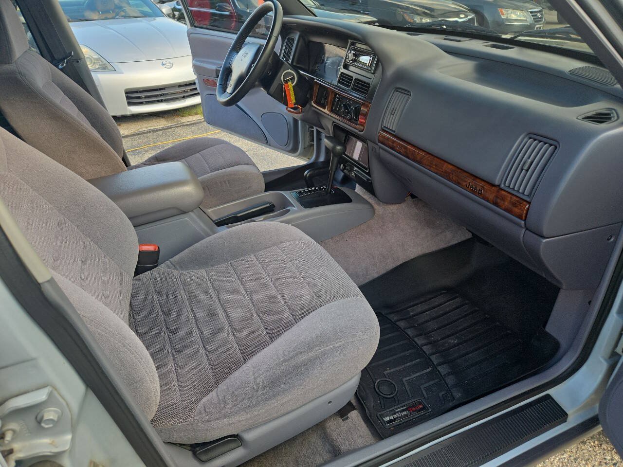 Used 1996 Jeep Grand Cherokee Laredo AWD/4WD image 29