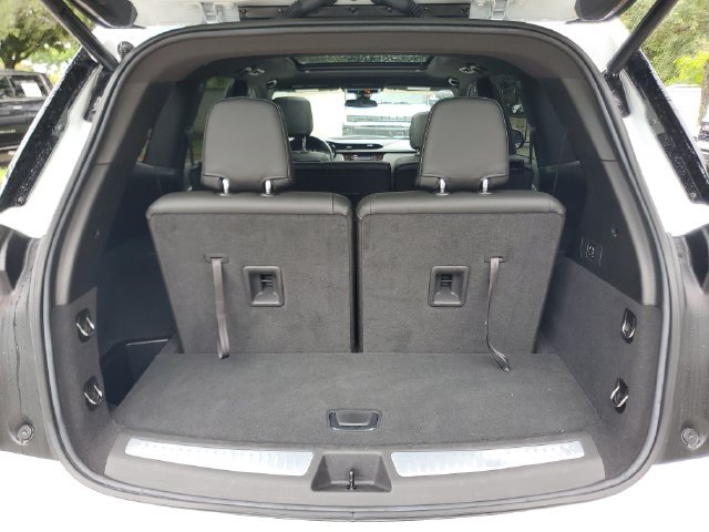 Certified 2024 Cadillac XT6 Luxury FWD image 9