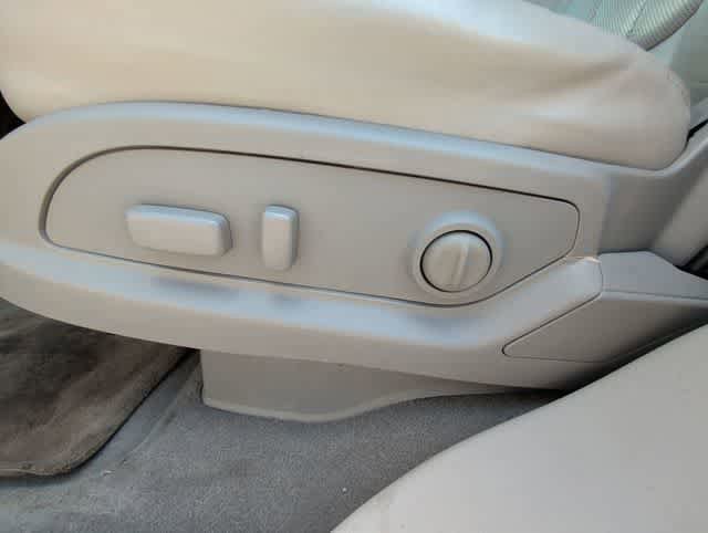 Used 2016 Buick Enclave Leather FWD image 15