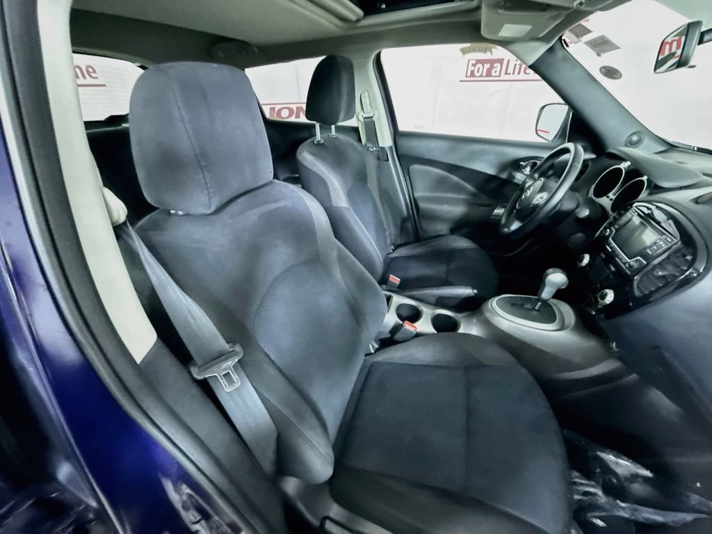 Used 2016 Nissan Juke SV AWD/4WD image 29