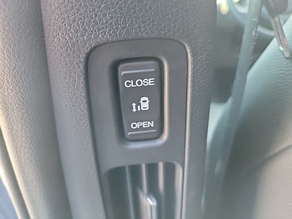 Used 2025 Honda Odyssey Sport-L image 15
