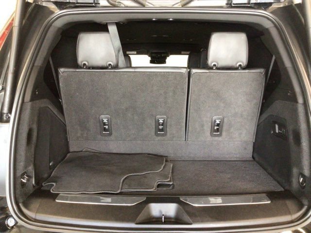 Used 2021 Cadillac Escalade Luxury AWD/4WD image 10