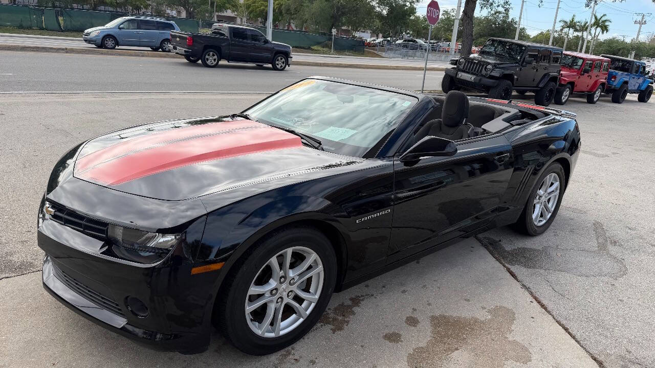 Used 2015 Chevrolet Camaro LT image 1
