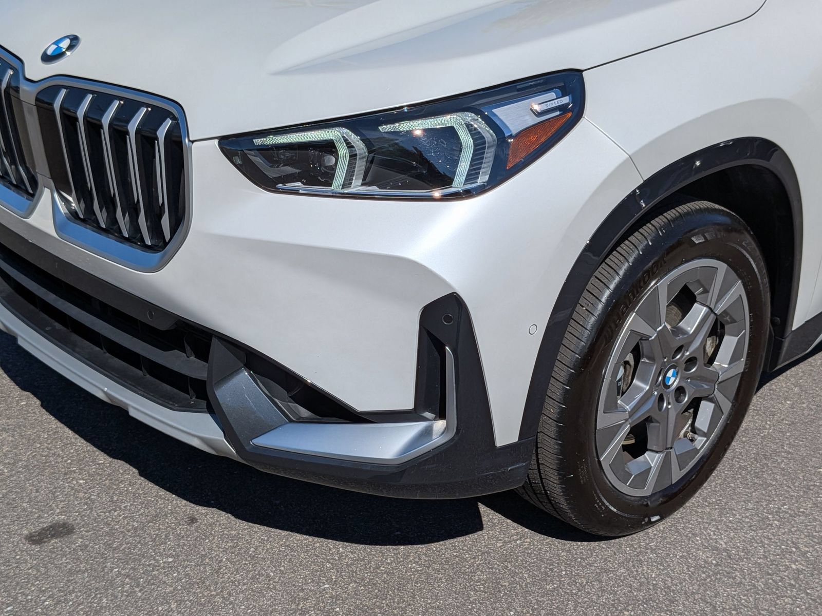 Used 2025 BMW X1 xDrive28i w/ Convenience Package AWD/4WD image 9