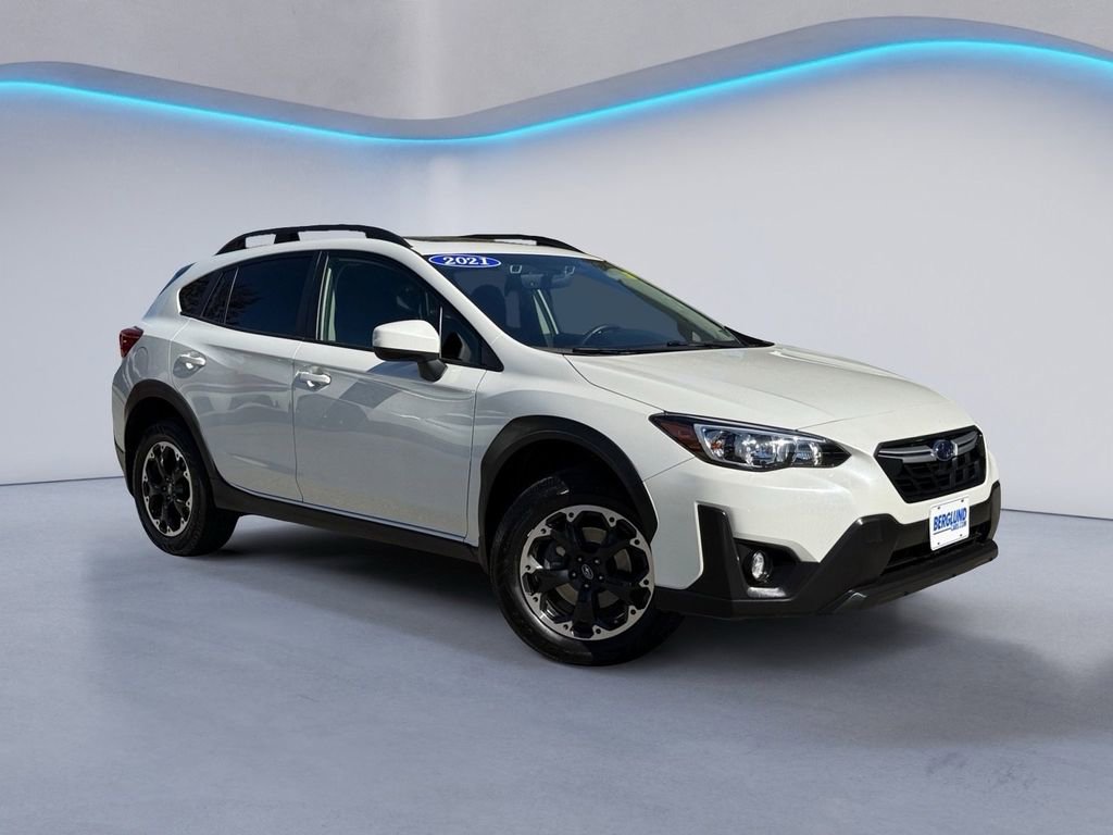 Used 2021 Subaru Crosstrek 2.0i Premium w/ Moonroof Package image 2