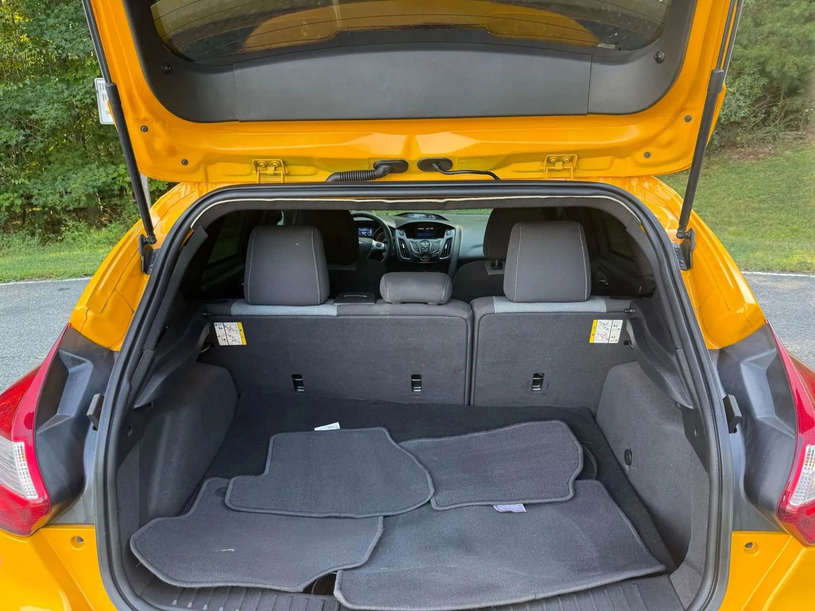 Used 2014 Ford Focus ST image 25