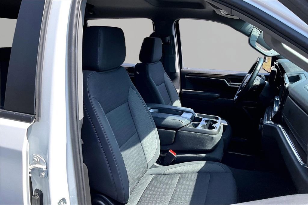 Used 2023 Chevrolet Silverado 1500 LT image 19