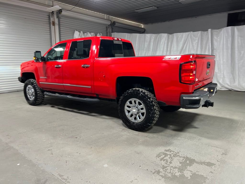 Used 2019 Chevrolet Silverado 2500 LTZ w/ LTZ Plus Package image 5