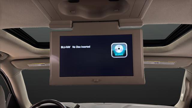 Used 2020 Chevrolet Suburban Premier AWD/4WD image 34