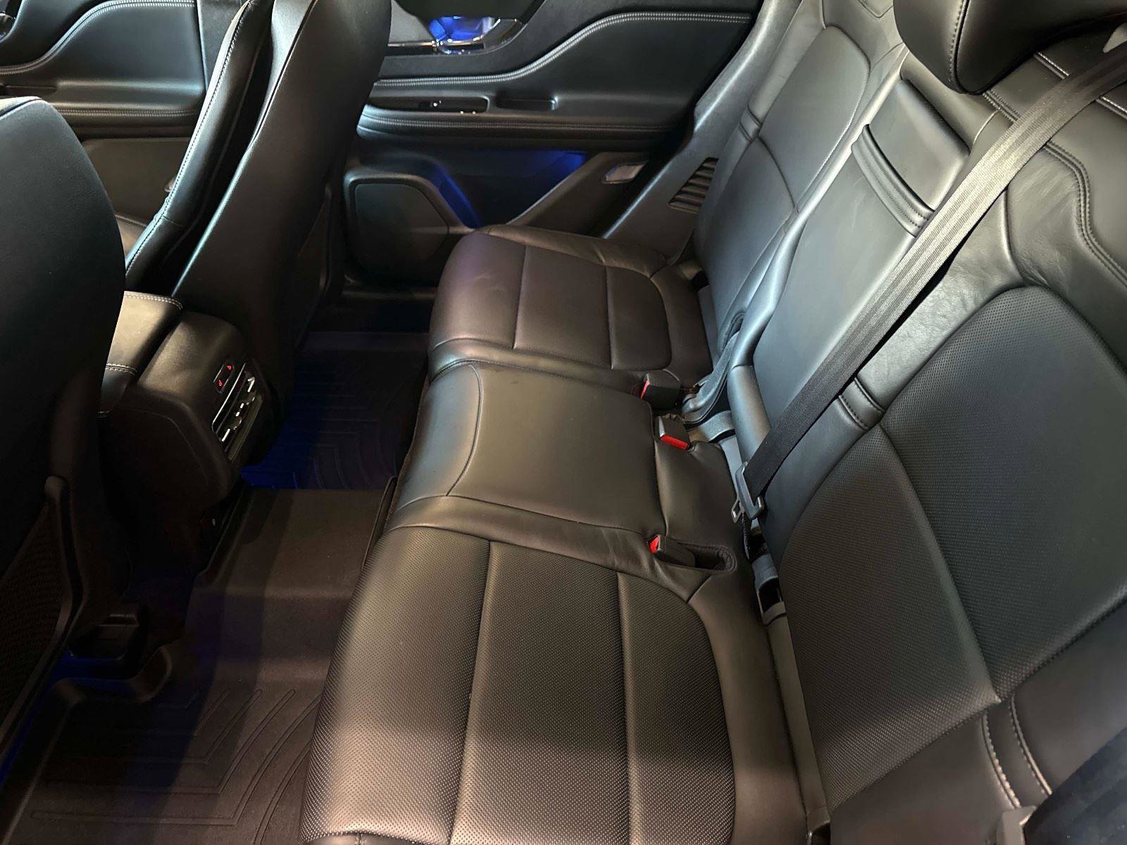 Used 2020 Lincoln Corsair Reserve w/ Equipment Group 201A image 13